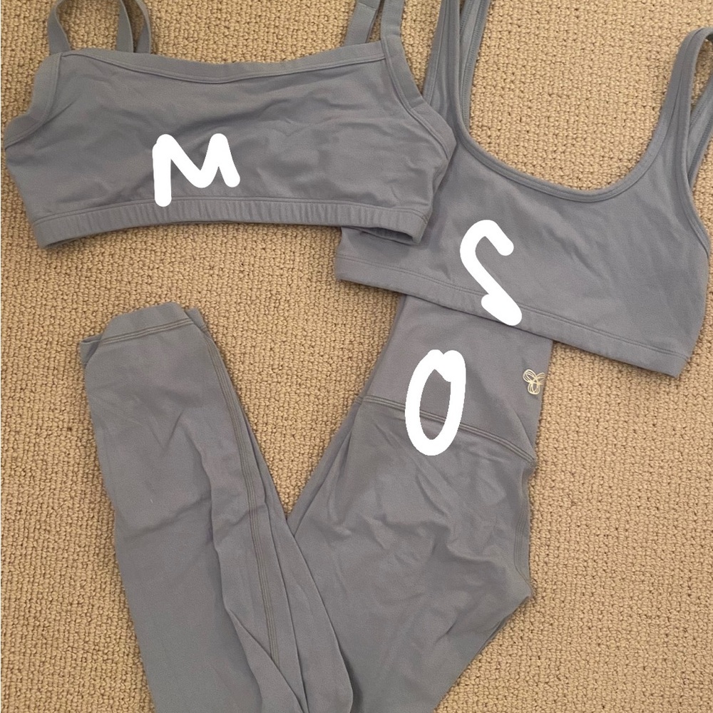 Aritzia Gray Women's athletic set